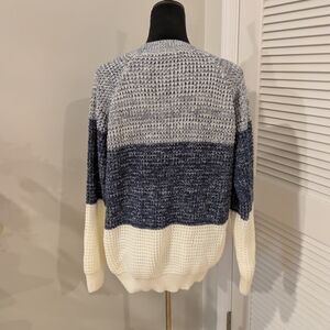 Women's Blue and White Cardigan Size M New No Tag